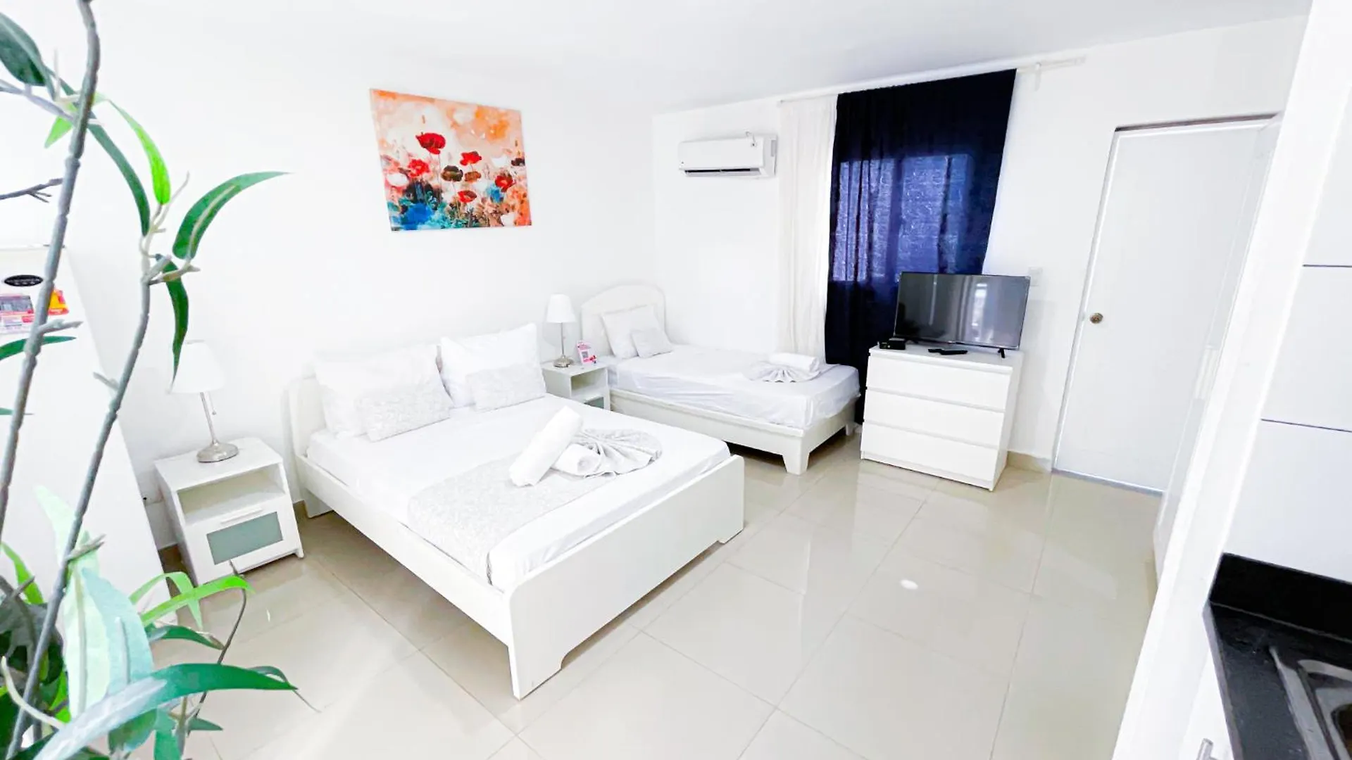 Caribbean Paradise Tropical Hotel With View Los Corales Wifi Beach Club & Spa 蓬塔卡纳